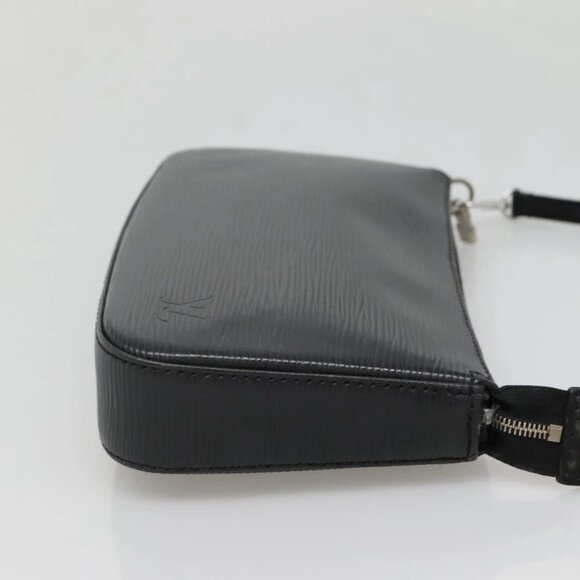 LOUIS VUITTON Epi Pochette Accessoires Accessory Pouch Black M52982 Auth 140897 - Picture 4 of 16